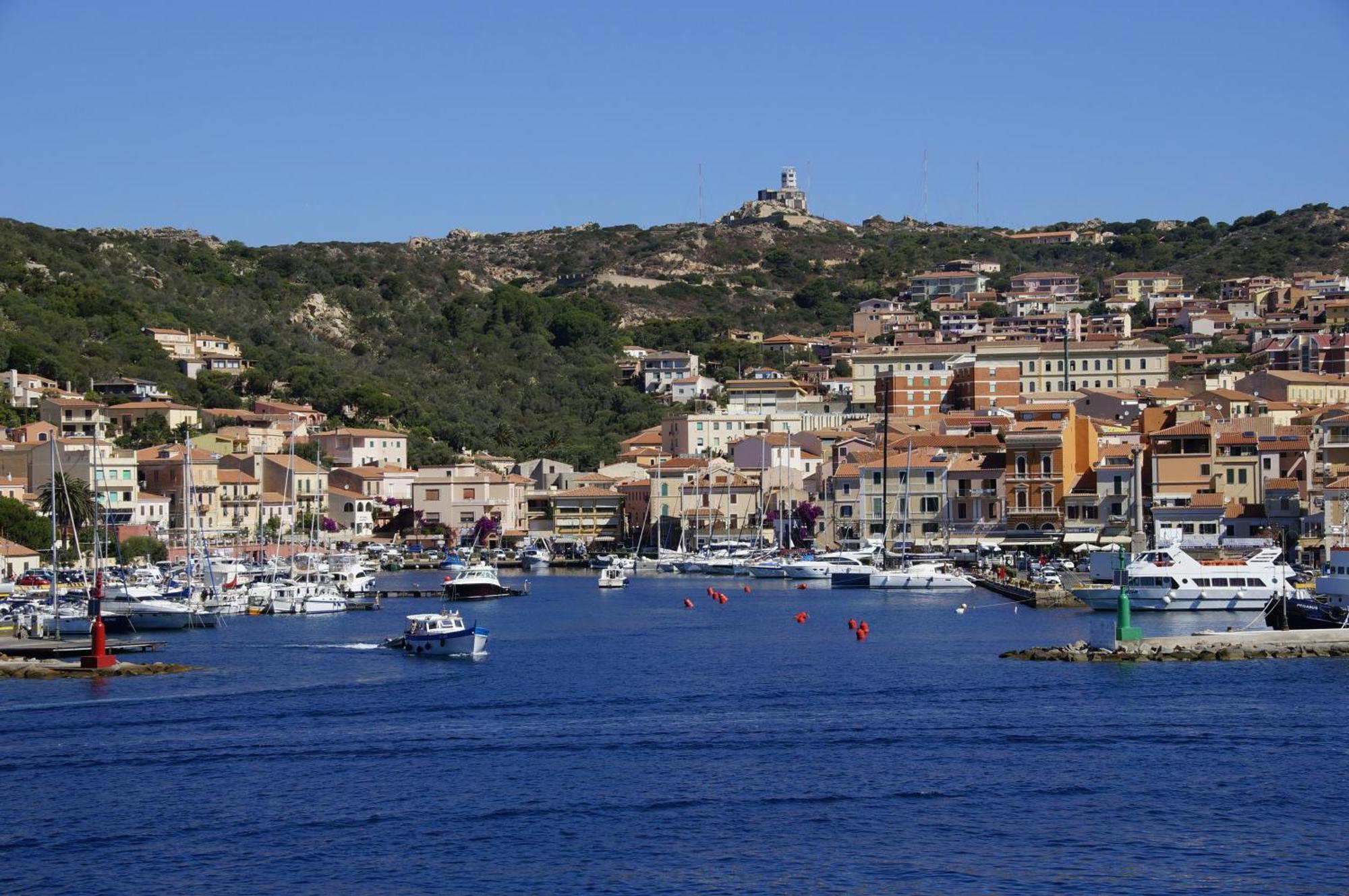 Casa Dei Fiori Blu Appartement La Maddalena  Buitenkant foto